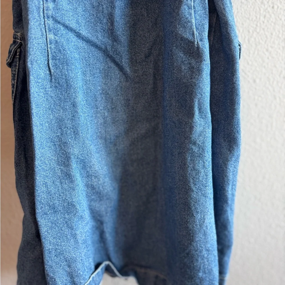 Vintage 😍 Denim Sleeveless Button-Down Dress